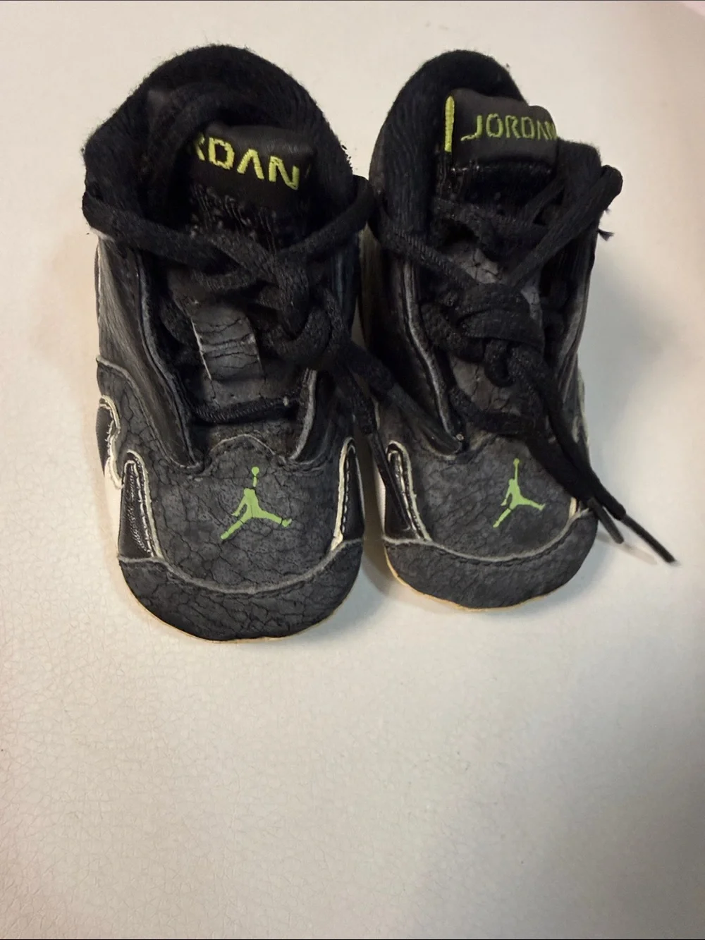Jordan Black Toddler Sneakers with Lime Jumpman Accent